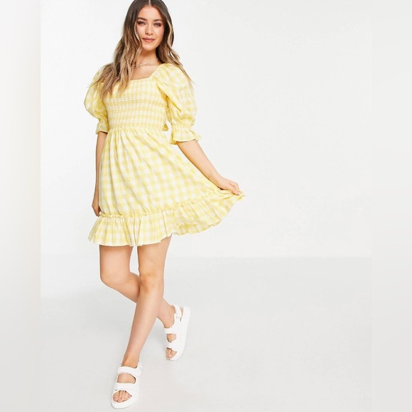 ASOS NEW LOOK | Tie Back Shirred Smocked Dress in Yellow Gingham. - Picture 3 of 5
